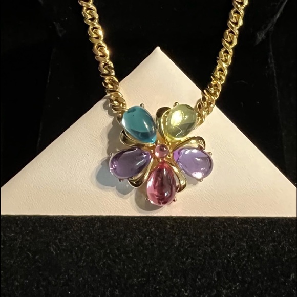 Vintage Trifari Signed Multi Color Flower Necklace - Picture 3 of 6